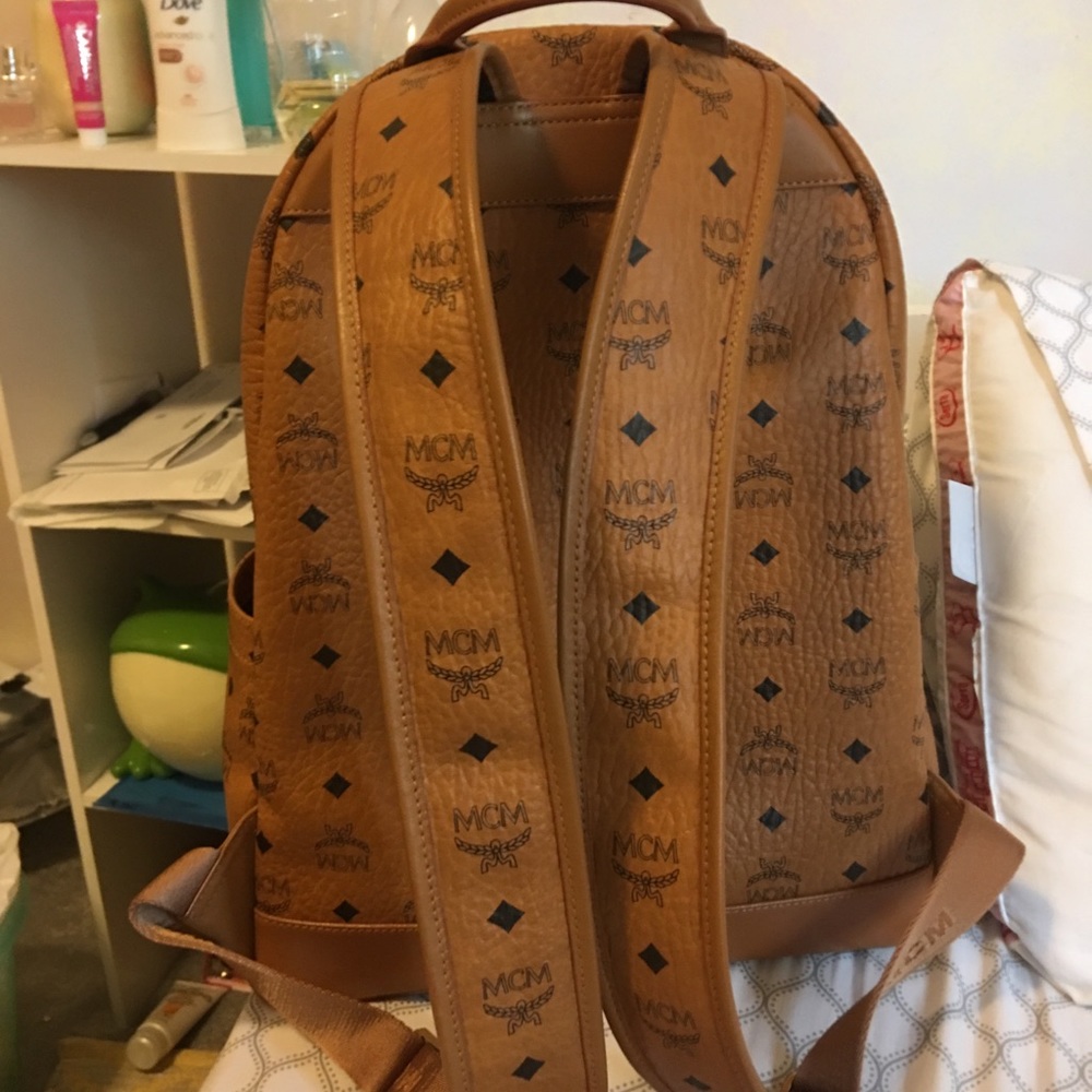 *SOLD* MCM Backpack Authentic - Picture 3 of 7